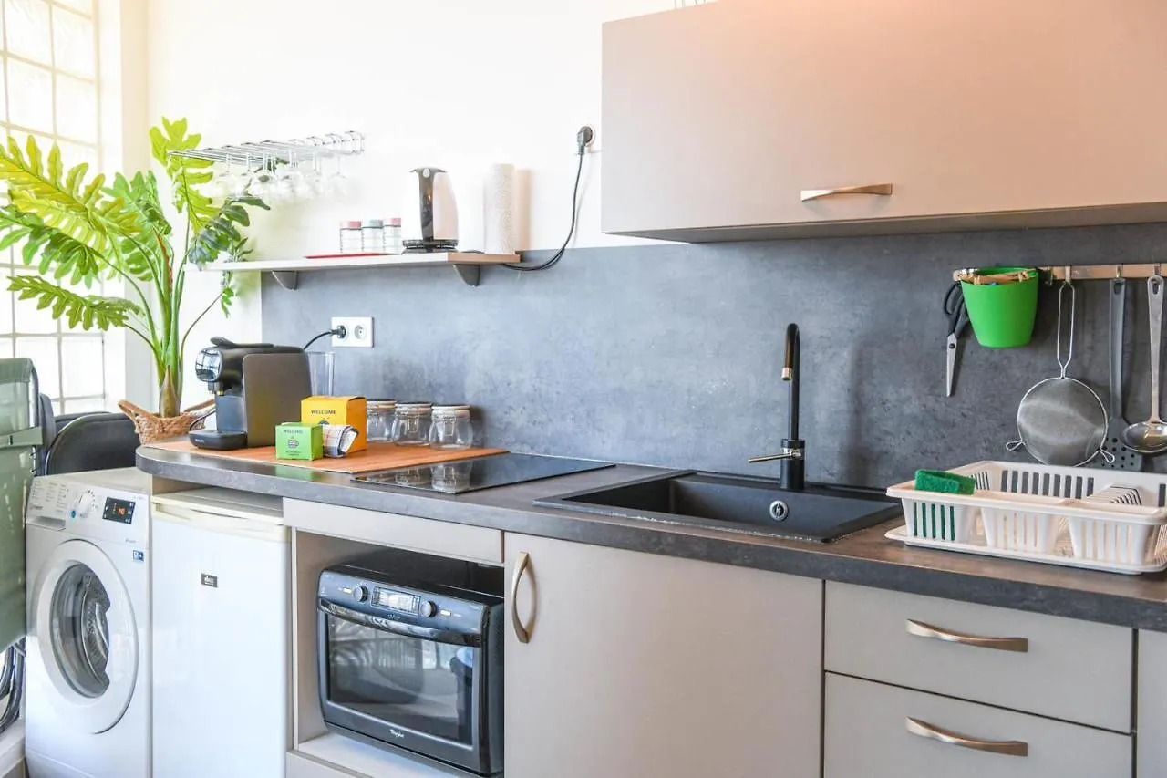 Apartment Bail Mobilite - Studio Cosy Avec Terrasse Et Vue Marseille