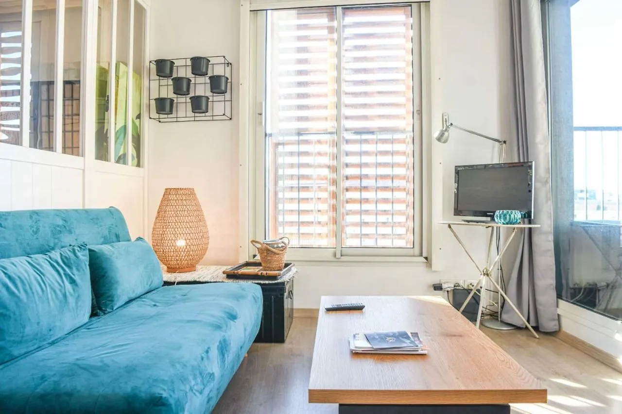 Bail Mobilite - Studio Cosy Avec Terrasse Et Vue Marseille France